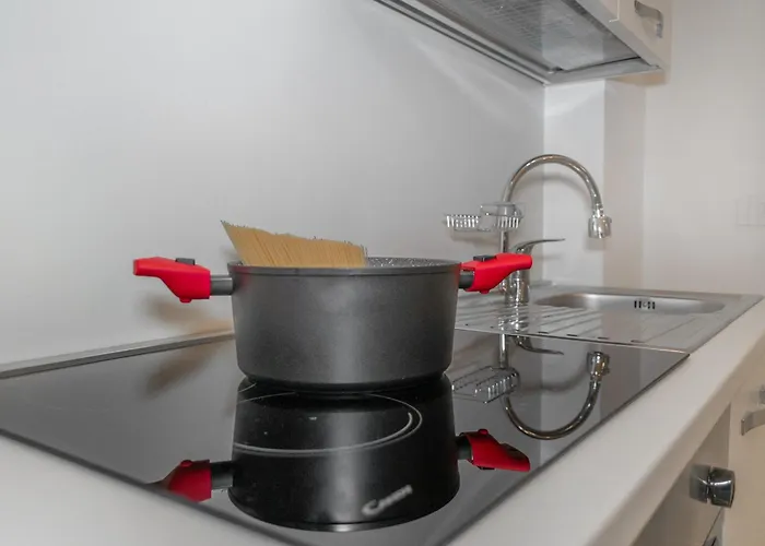 Bright '44' Cosy And Apartamento Milán